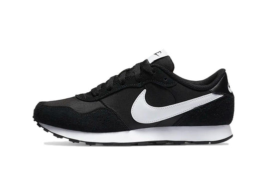NIKE MD VALIANT